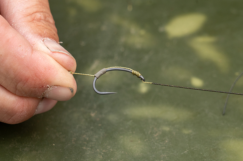 Shot_On_The_Hook_Rig_5 Hoe knoop je de ‘Shot On The Hook’-rig?