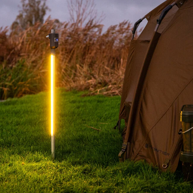 lumicatch-slimme-verlichting-powerbank-appgestuurd LumiCatch de multifunctionele lichtoplossing voor karpervissers